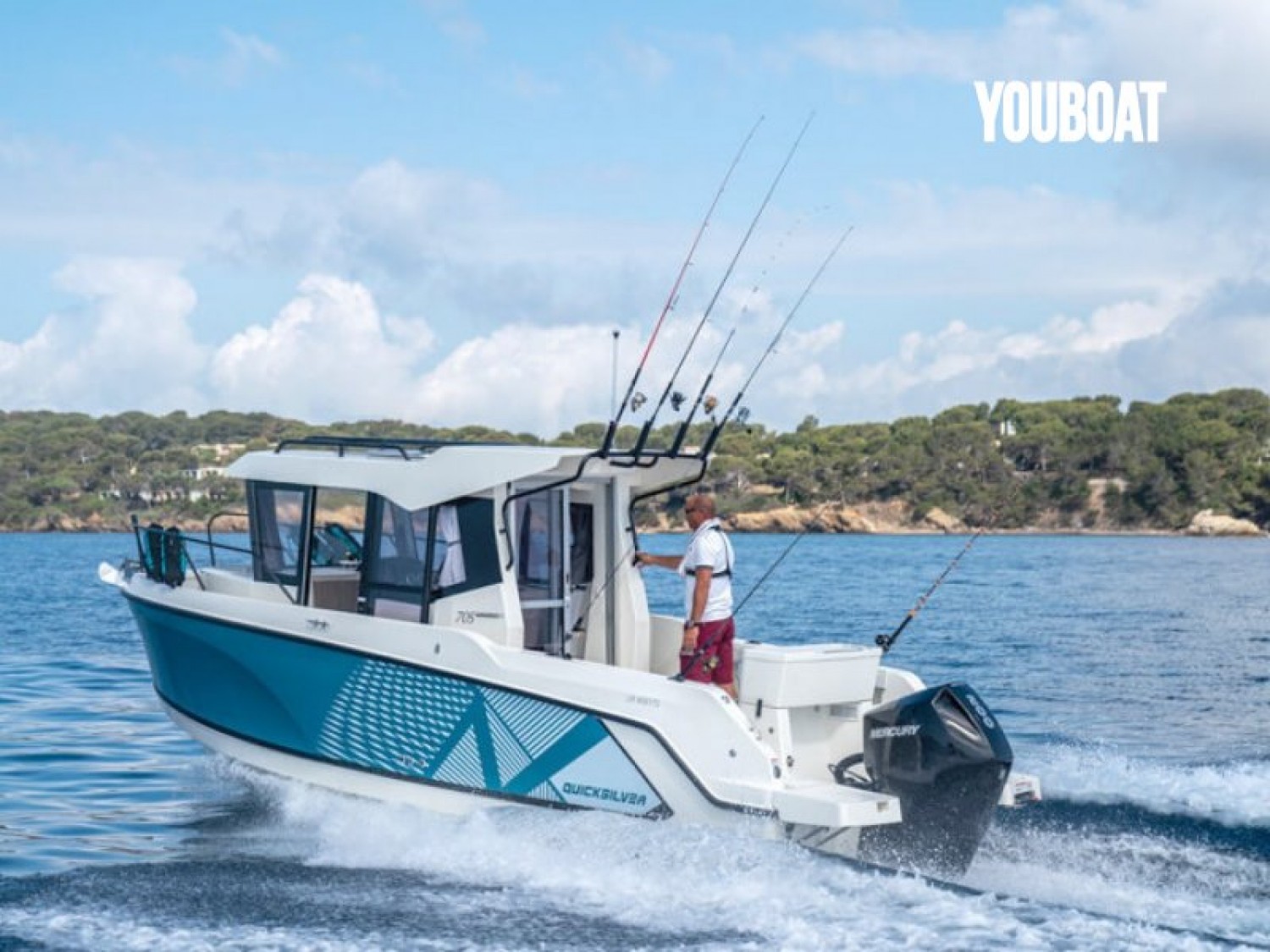 slider 1 Quicksilver Activ 705 Pilothouse